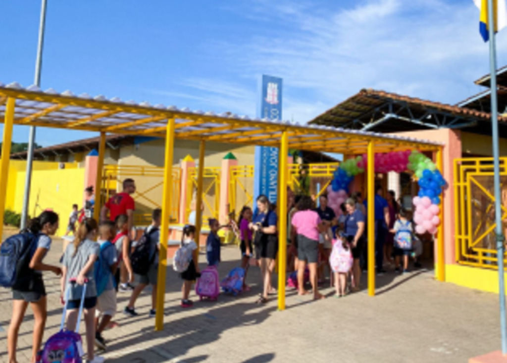 REDE MUNICIPAL DE EDUCAÇÃO DE SÃO JOÃO DO SUL DÁ BOAS-VINDAS AOS ALUNOS PARA O NOVO ANO LETIVO