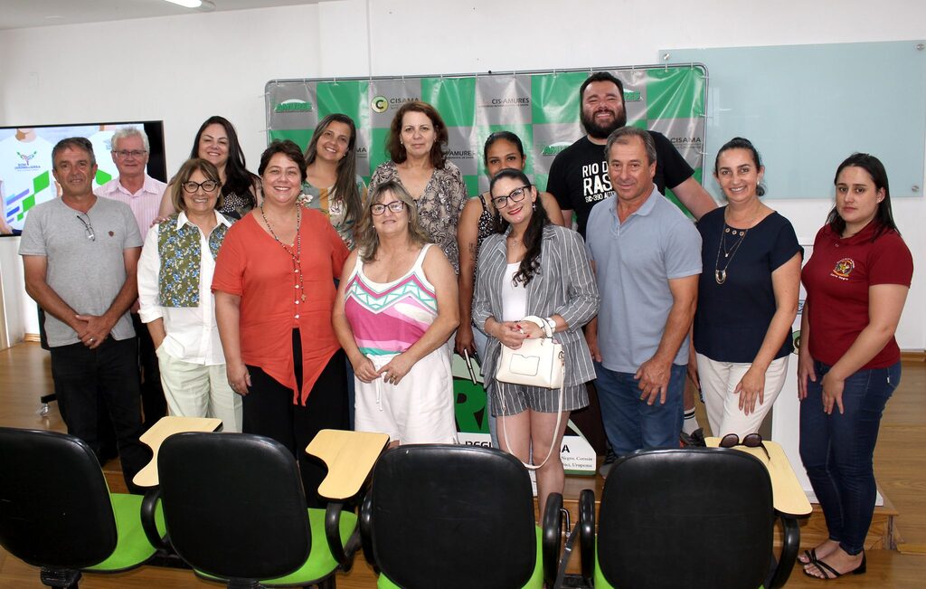 Projeto Turismo nas Escolas entra na pauta dos gestores de turismo