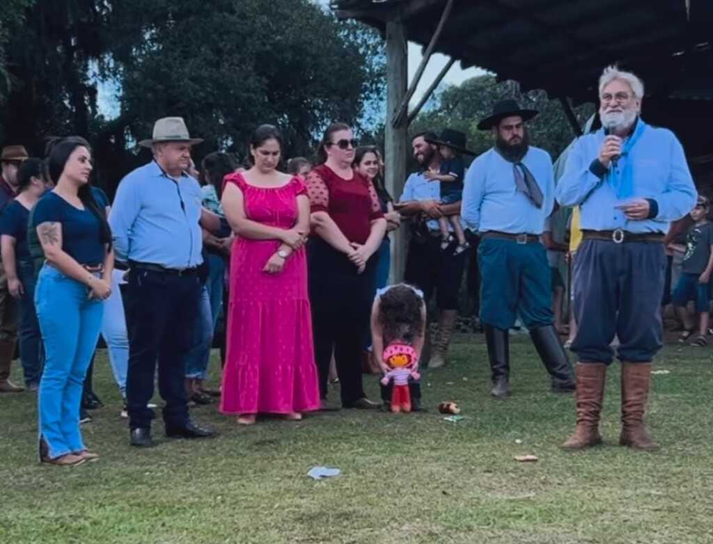 Apresentação de Projeto Cultural no Rodeio do CTG Fazenda da Ronda em Cerro Negro