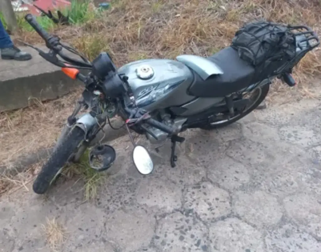 Motociclista fica ferido em acidente na SC-350, em Aurora