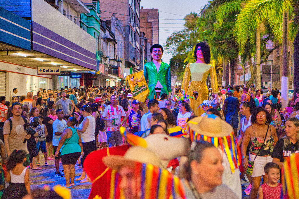 Carnaval de Bagé movimento R$ 1 milhão no comércio local