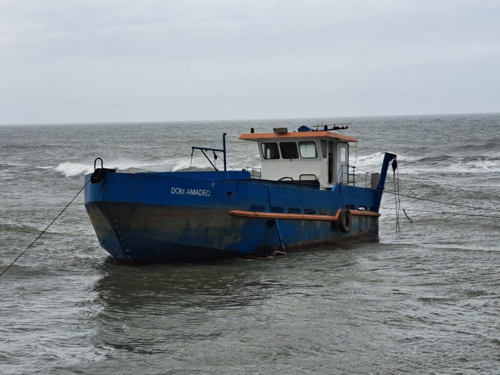 DRAGAGEM DO RIO MAMPITUBA É RETOMADA APÓS INSPEÇÃO DA MARINHA