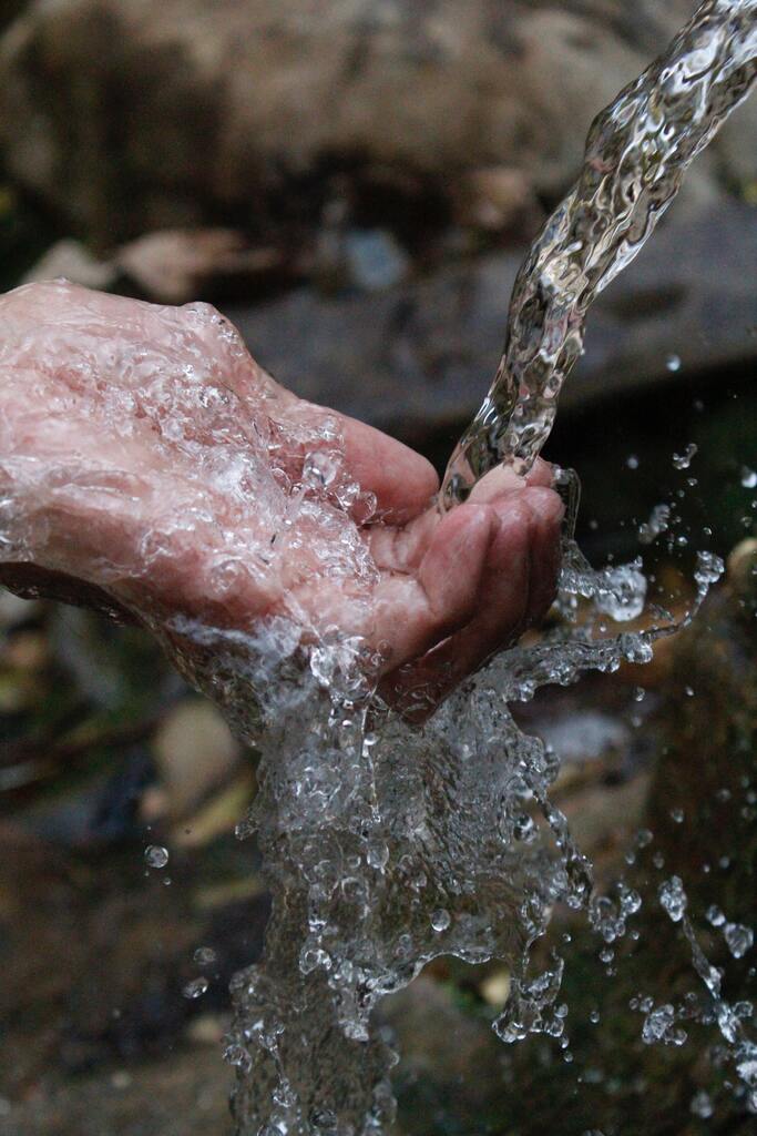 Dica da Águas de São Francisco do Sul: entenda a tarifa mínima no consumo de água