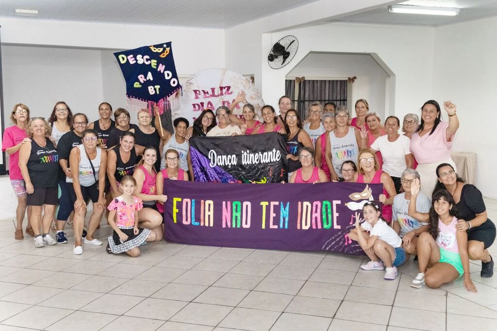 PASSO DE TORRES PROMOVE ENCONTRO DO MÊS DA MULHER