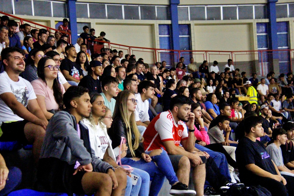 Com mais de três mil espectadores, Lages Futsal é vice-campeão da Taça Lages