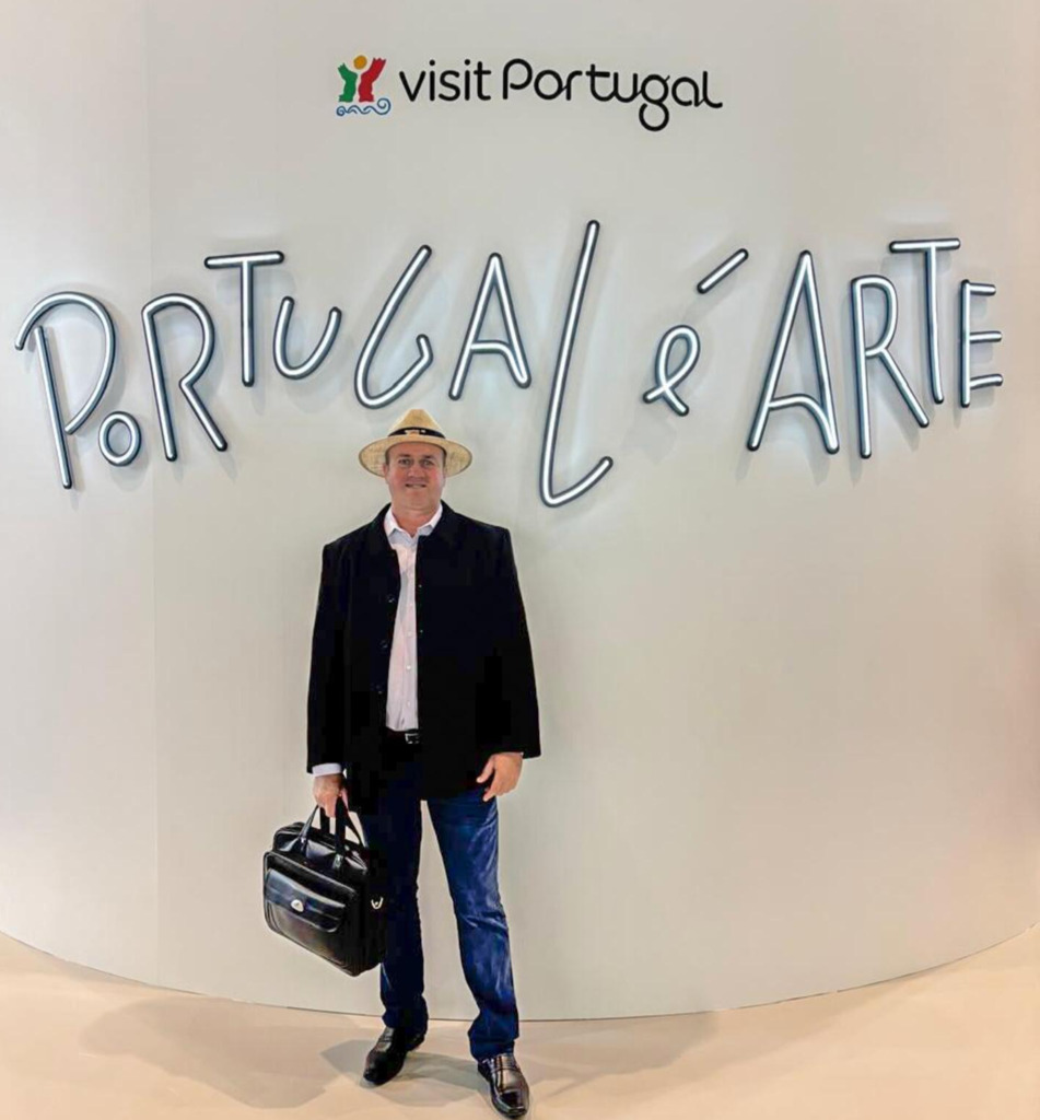 BETO ROLDÃO EMBARCA PARA PORTUGAL  EM BUSCA DE VISIBILIDADE AO MUNICÍPIO DE MAMPITUBA