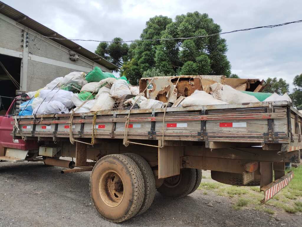 Coleta do lixo reciclável nas comunidades do interior de Anita Garibaldi