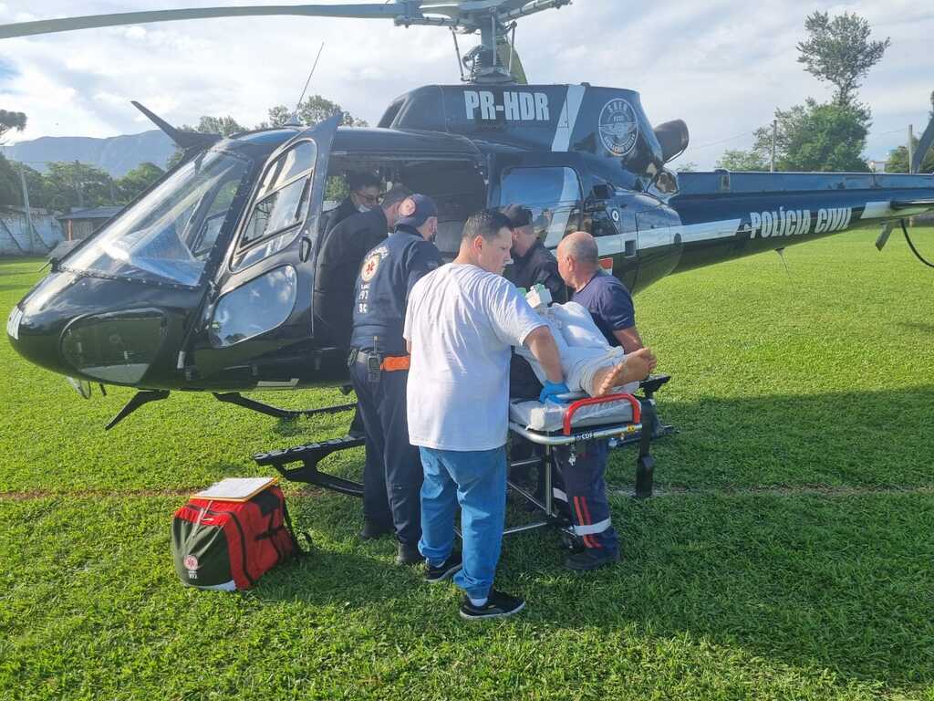 HOMEM COM SUSPEITA DE AVC É TRANSFERIDO DE PRAIA GRANDE PARA O HOSPITAL DE CRICIÚMA