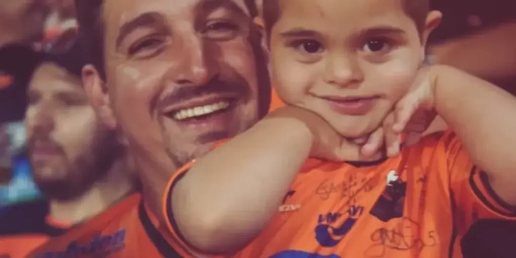 ’Mascote do Santa’, Enzo Gabriel encanta jogadores, torcedores e repercute em todo Estado