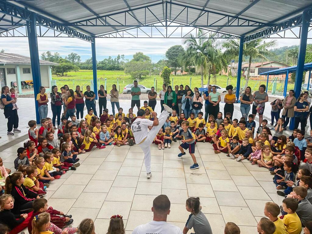 SECRETARIA DE EDUCAÇÃO REALIZOU ATIVIDADES EM ALUSÃO AO ANIVERSÁRIO DE MORRINHOS DO SUL