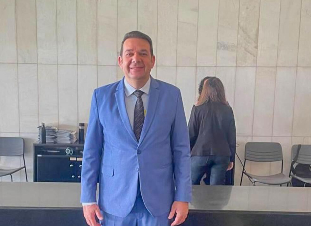 PREFEITO DE SÃO JOÃO DO SUL  ALEX BIANCHIN FALA DA VIAGEM À BRASÍLIA E DA NOMEAÇÃO DE NOVOS SECRETÁRIOS