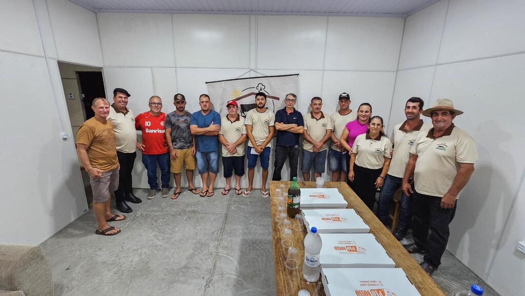 COOPERGADOSUL PRESTA CONTAS AOS ASSOCIADOS DE SÃO JOÃO DO SUL