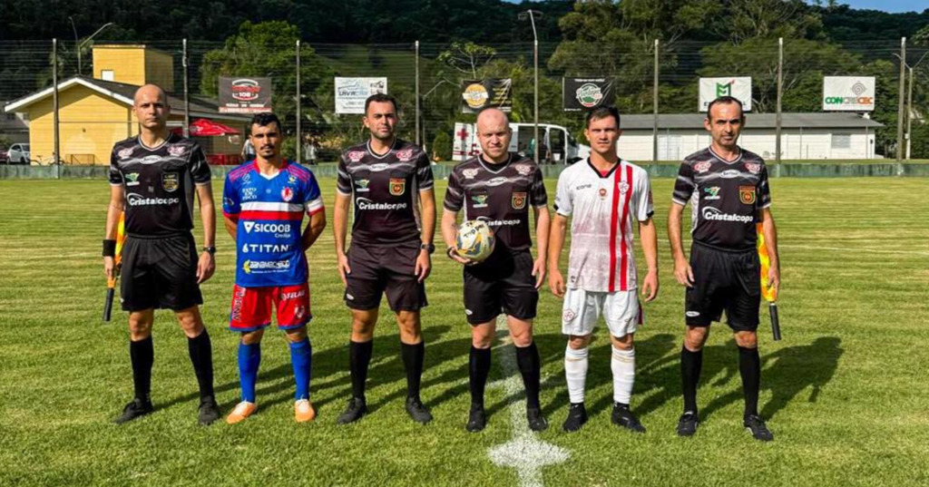 RIO BONITO ESTREIA COM GOLEADA NA COPA SUL DOS CAMPEÕES