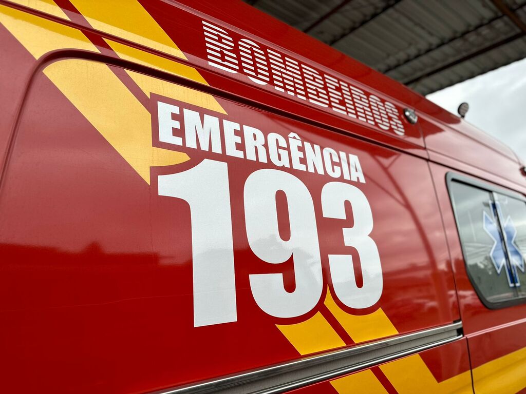Motociclista fica gravemente ferido após queda em estrada do interior de Salete