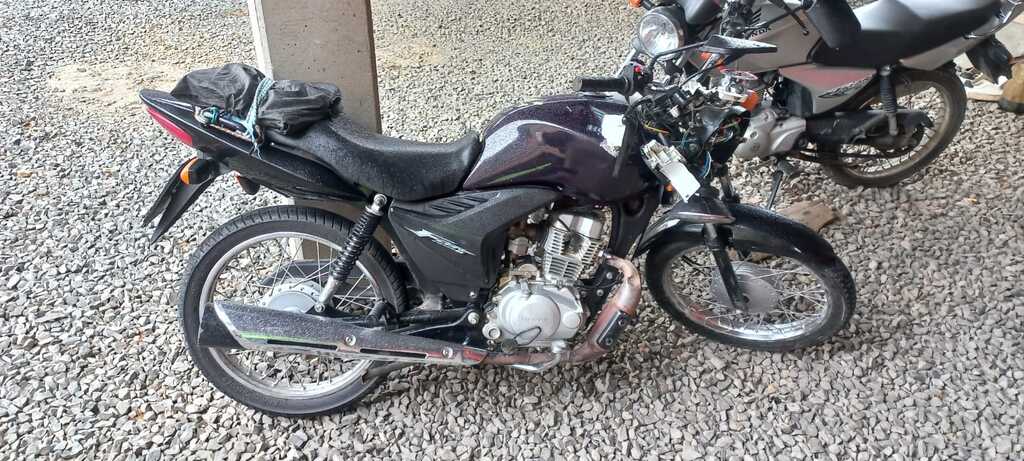 Colisão entre moto e carro deixa motociclista ferido em Taió