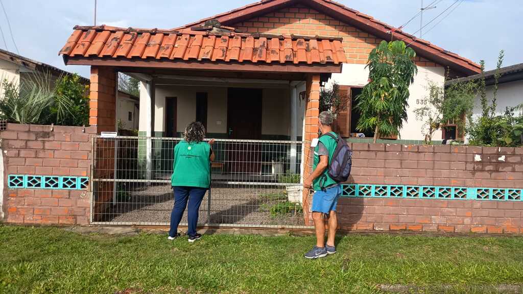 AGENTES DE COMBATE À DENGUE INTENSIFICAM VISTORIAS EM SOMBRIO
