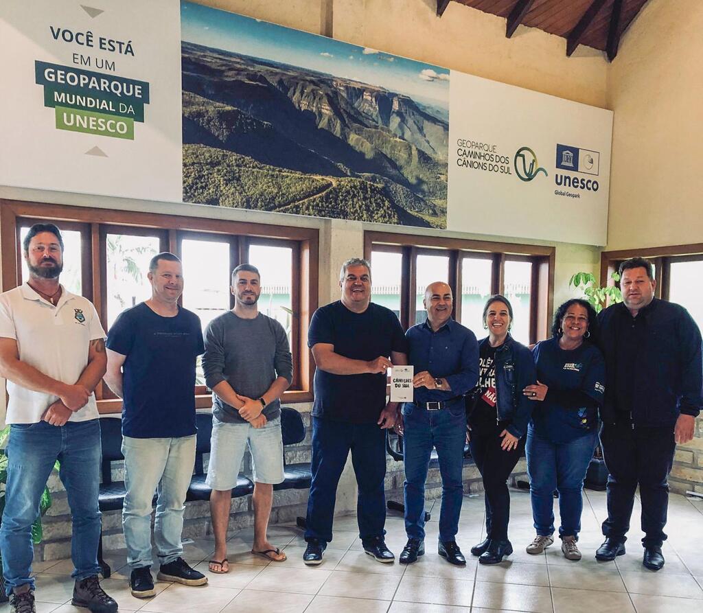 ENCONTRO FORTALECE EIXO EDUCAÇÃO DO GEOPARQUE CAMINHOS DOS CÂNIONS DO SUL