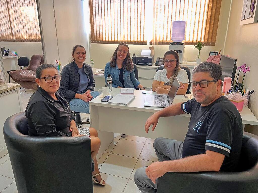 SECRETARIA DE EDUCAÇÃO E CULTURA ALINHA  ESTRATÉGIAS PARA PROJETOS CULTURAIS EM MAMPITUBA