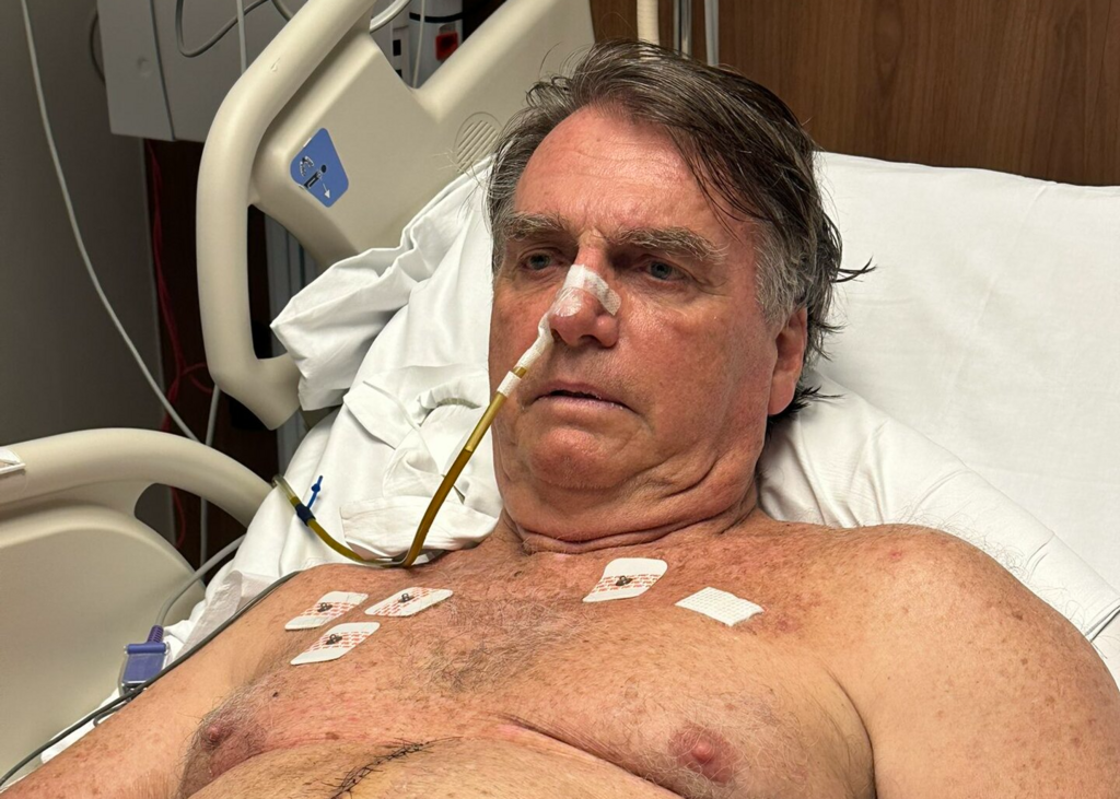 Uma semana após cirurgia, Bolsonaro publica atualizações sobre seu estado de saúde
