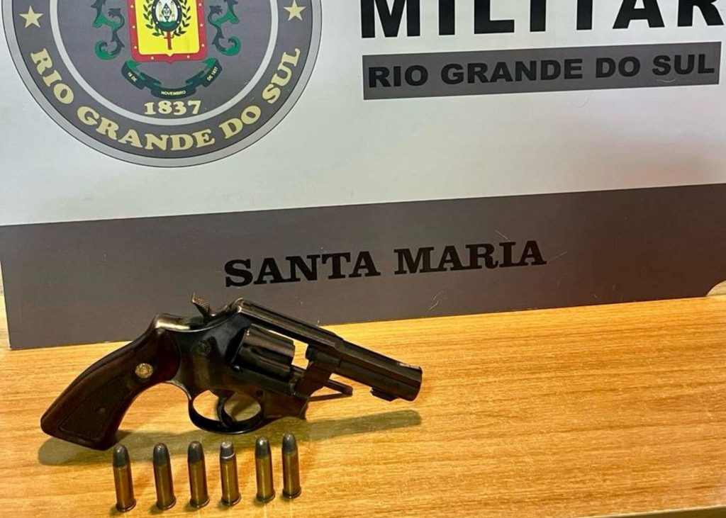 Homem é preso por porte ilegal de arma em Santa Maria