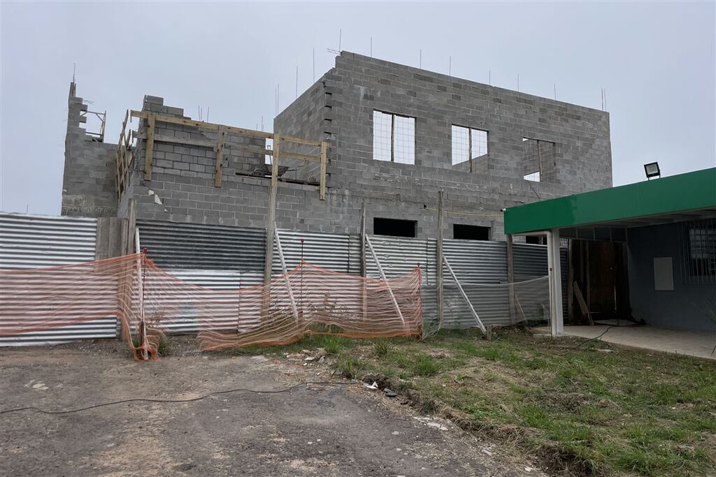Com primeiras entregas previstas para 2026, obra de novo prédio da Apae avança em Santa Maria