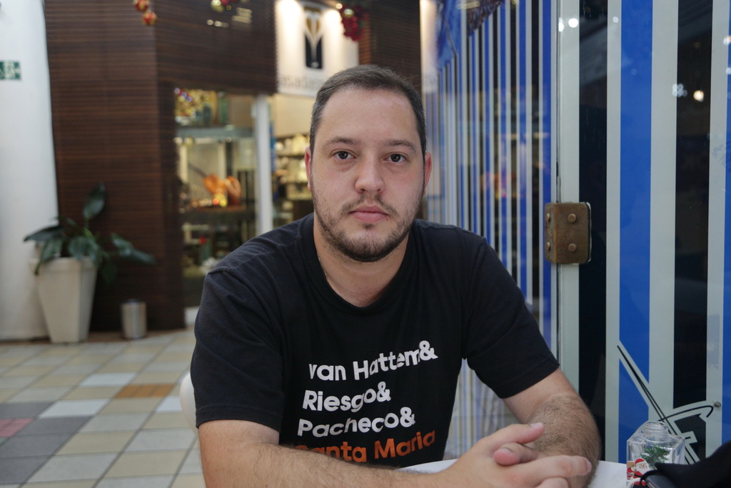 A crise entre líderes jovens e históricos, que divide o PP