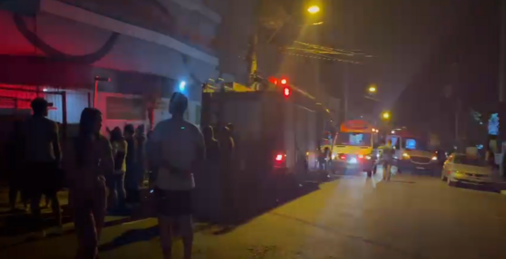 Bombeiros atendem princípio de incêndio no Bairro Nossa Senhora de Lourdes
