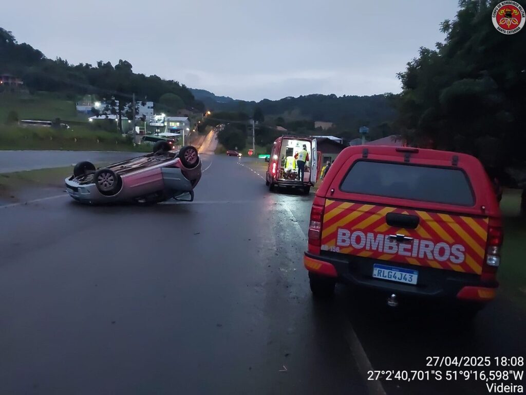 Saída de pista seguida de capotamento é registrada na SC-135 em Videira