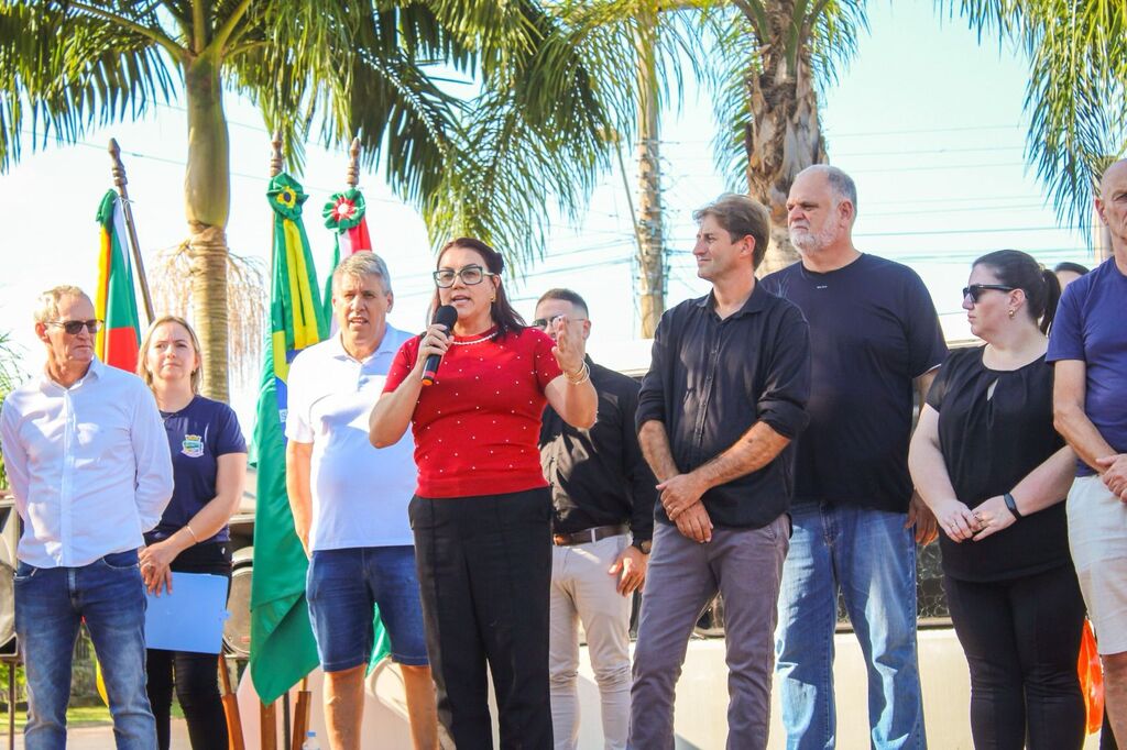 PASSEIO CICLÍSTICO REÚNE CERCA DE MIL PESSOAS EM HOMENAGEM AO MUNICÍPIO DE TRÊS CACHOEIRAS