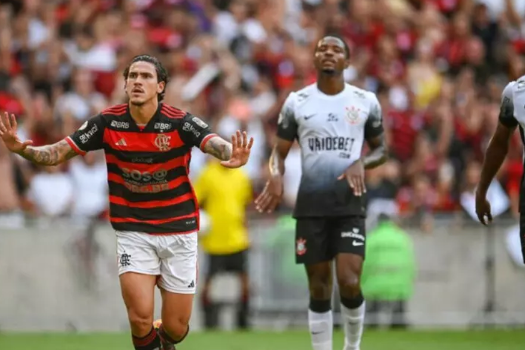 Reprodução Internet/Flamengo - Flamengo domina o Corinthians e assume liderança do Brasileirão