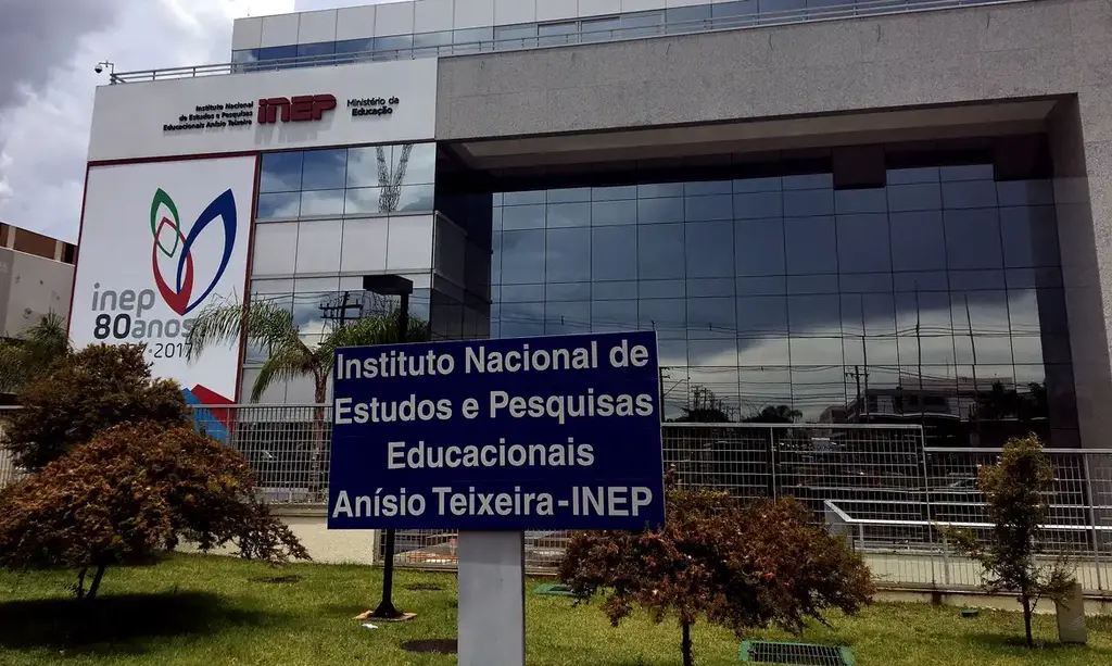 INSCRIÇÕES PARA O ENCCEJA 2025 TERMINAM SEXTA-FEIRA (02/05)