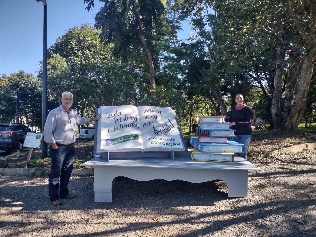 Prefeitura de Otacílio Costa realiza Semana da Literatura Infantil e Família na Escola