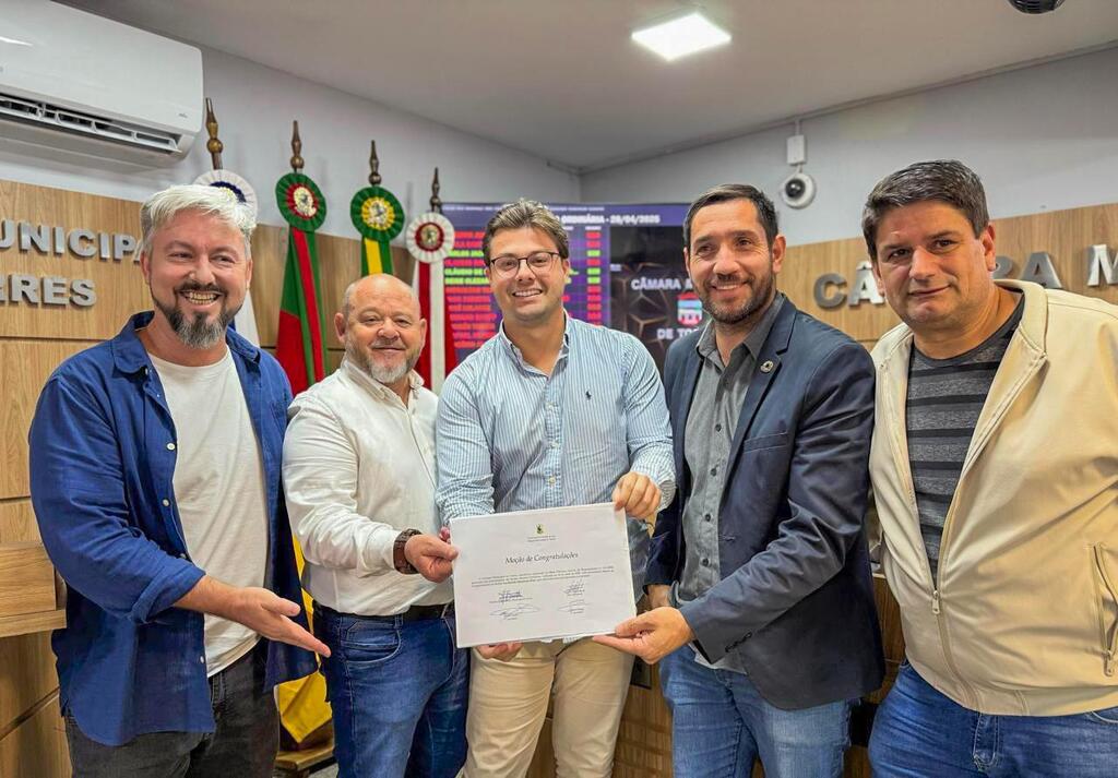 CÂMARA DE TORRES APROVA MOÇÃO DE CONGRATULAÇÃO  A GUILHERME BIASI