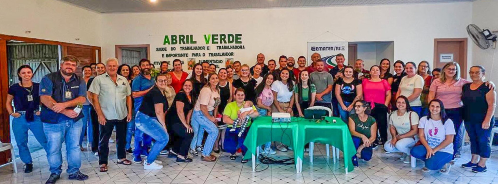 MUNICÍPIO DE MAMPITUBA PROMOVE EVENTO  EM ALUSÃO AO ABRIL VERDE