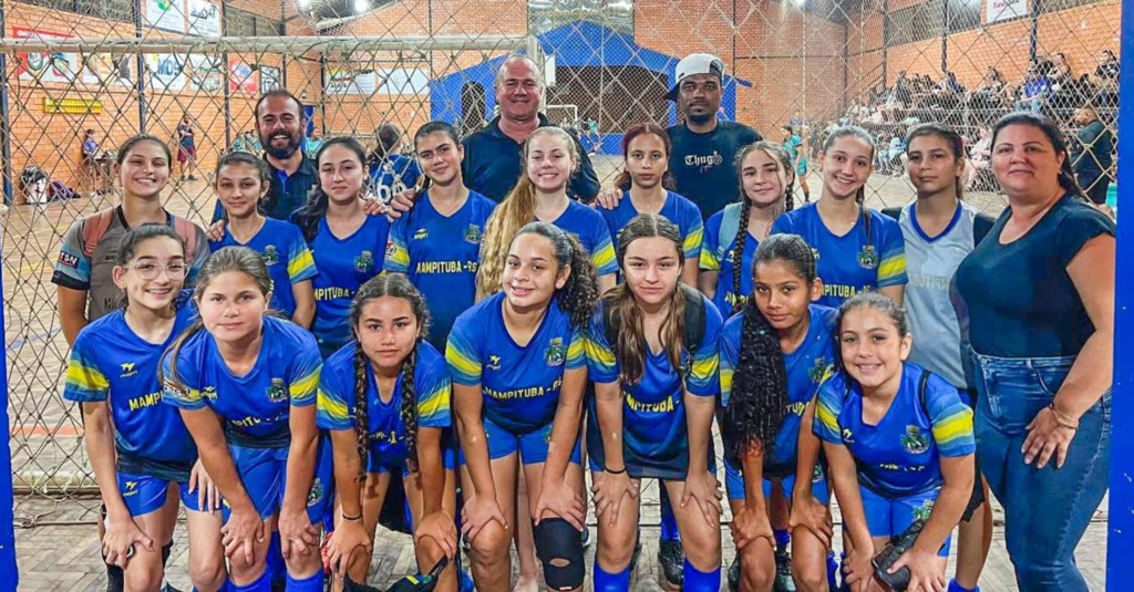 PROJETO CHUTE CERTO DE MAMPITUBA SE DESTACA  EM AMISTOSO E TORNEIO REGIONAL