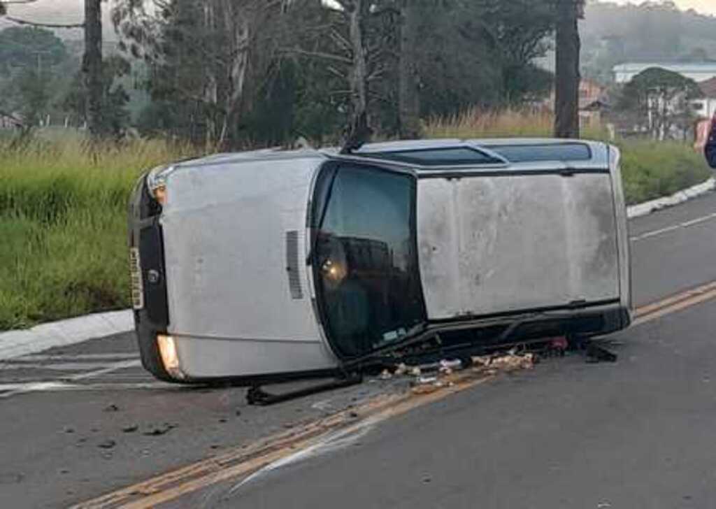 Colisão de automóvel com trator agrícola movimentou Guarnição do Corpo de Bombeiros