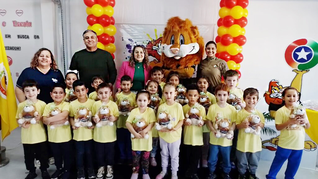Ouro forma a primeira turma do PROERD Kids