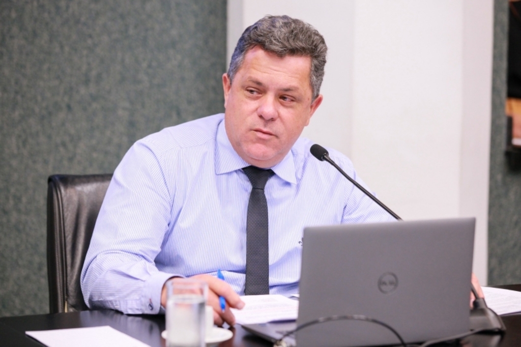 Avança projeto que amplia punição para responsáveis por maus tratos a animais