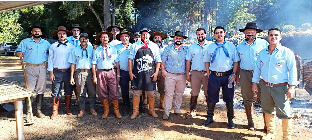 Celebração do Dia do Trabalhador no CTG Querência do Chimarrão