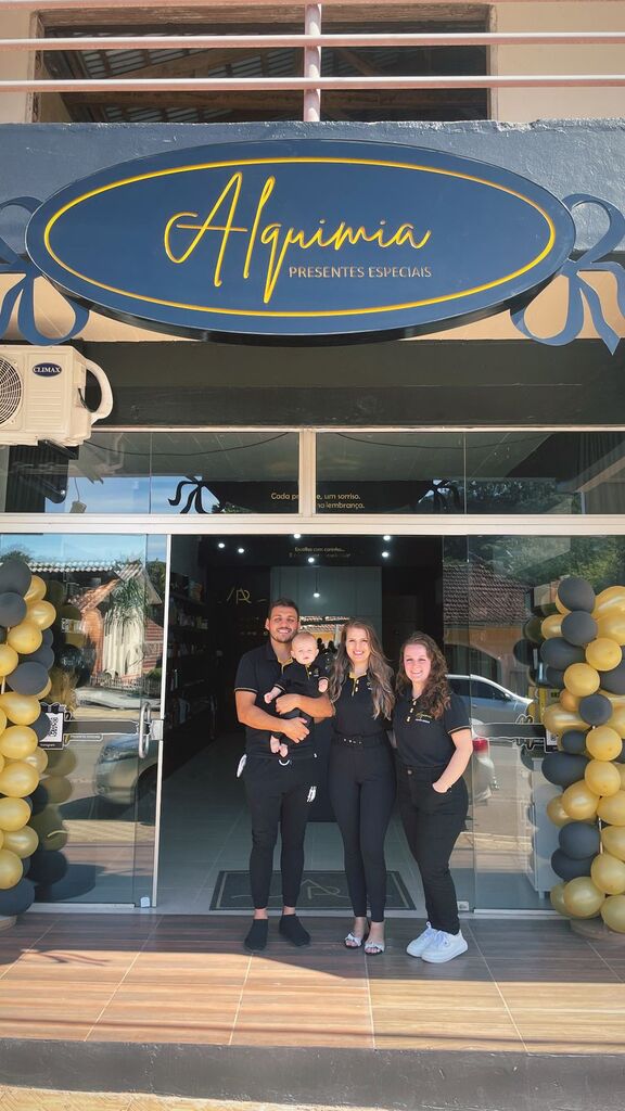 Alquimia Presentes reinaugura em novo endereço no centro de São João do Oeste