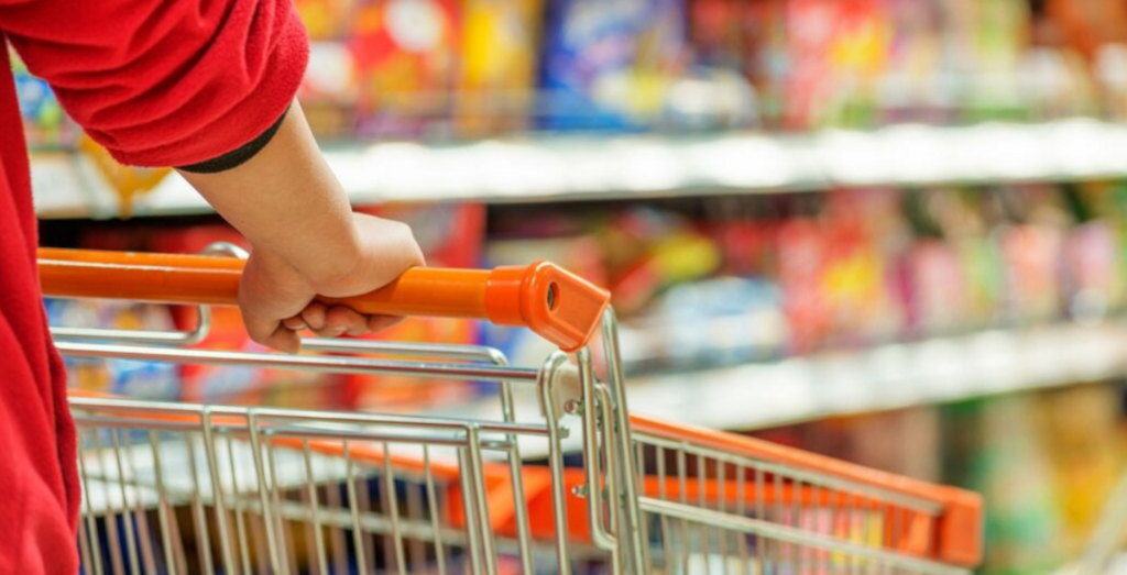 Cesta básica fica 1,26% mais cara em Joinville, aponta Procon