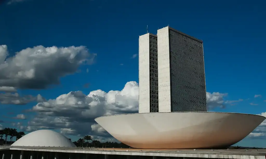PDT deixa base do governo na Câmara dos Deputados