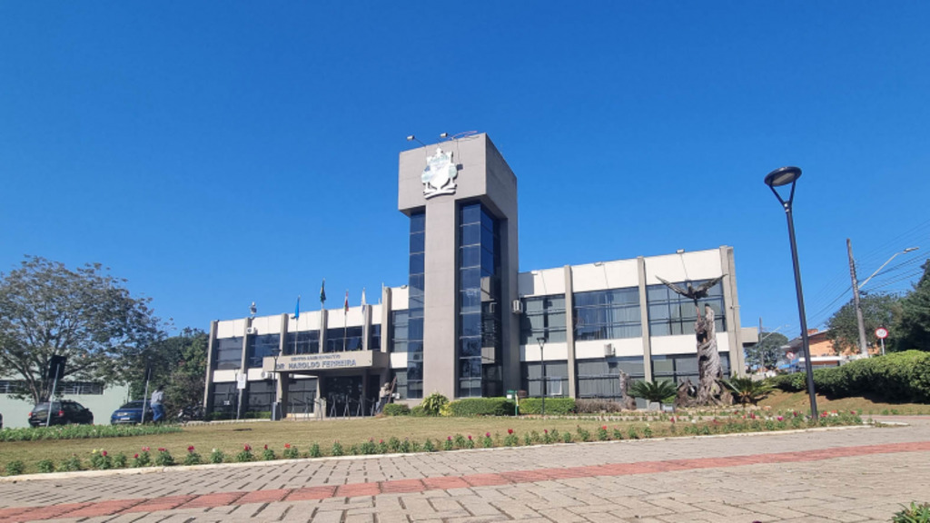 Comunicado: bebê nasce no prédio da prefeitura