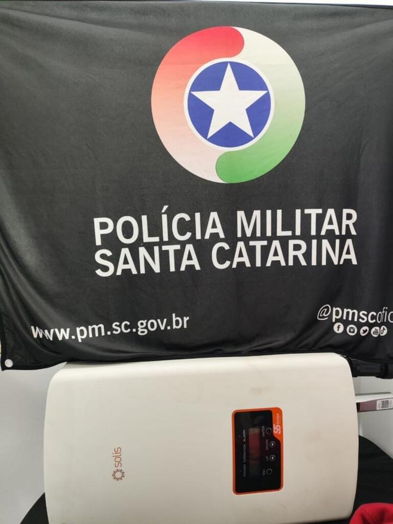 PM recupera inversor de energia solar e prende suspeitos de furto
