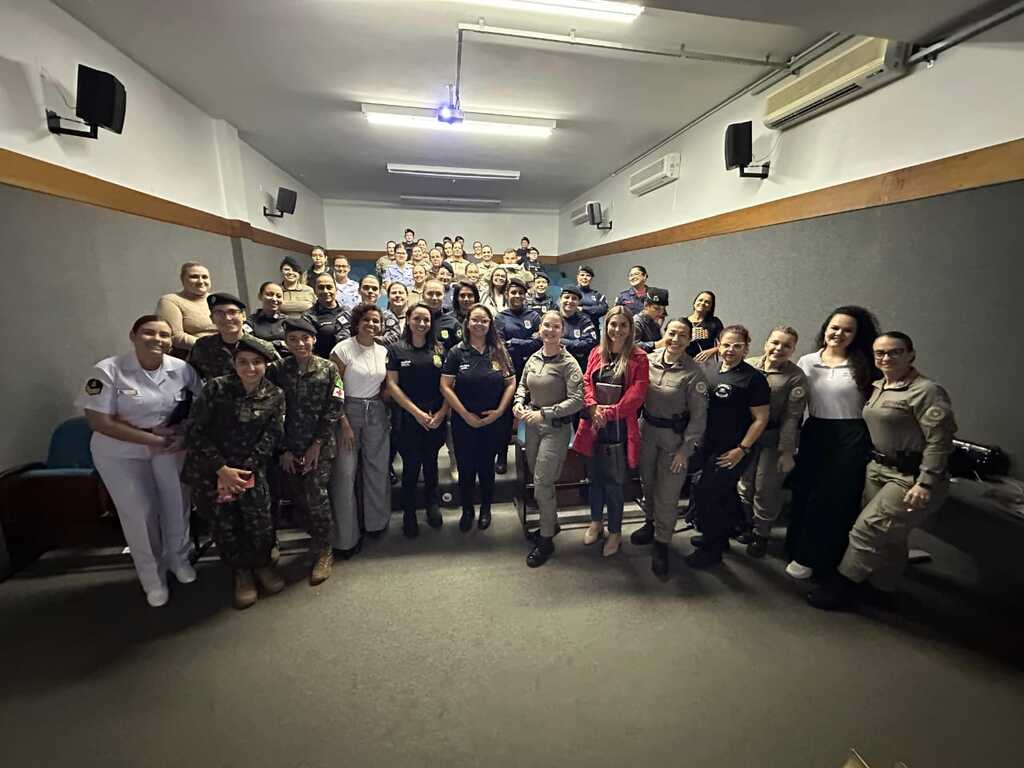 Integração, escuta e valorização marcam encontro de mulheres da segurança pública