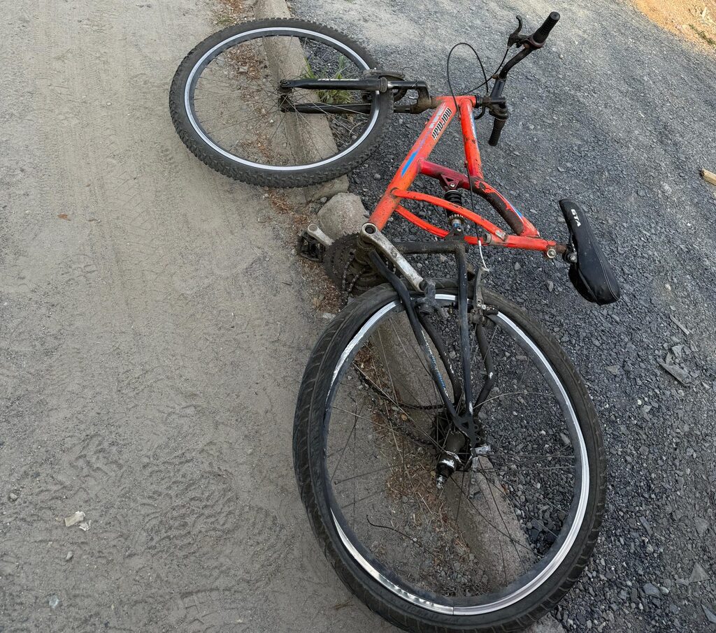 Ciclista fica ferida após colisão com caminhão em Ituporanga