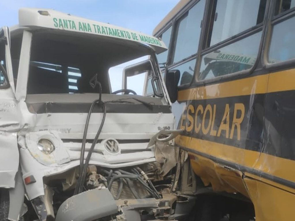 Prefeitura de Salete esclarece acidente com ônibus escolar