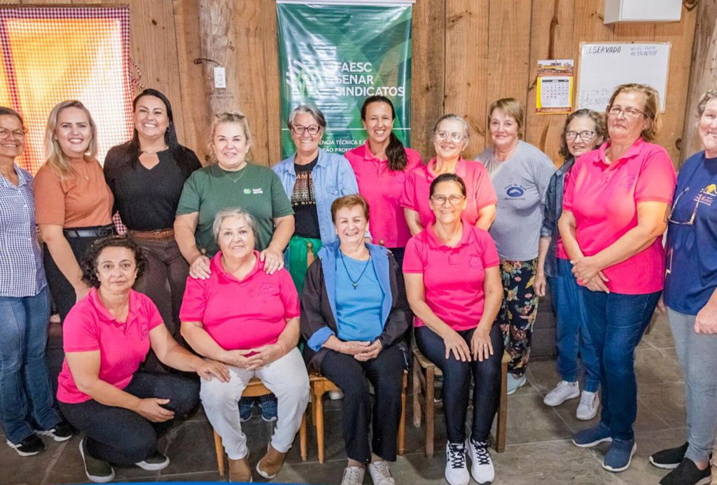 PREFEITURA E SENAR PROMOVEM CURSO DE CONSERVAS EM BELLATORRES