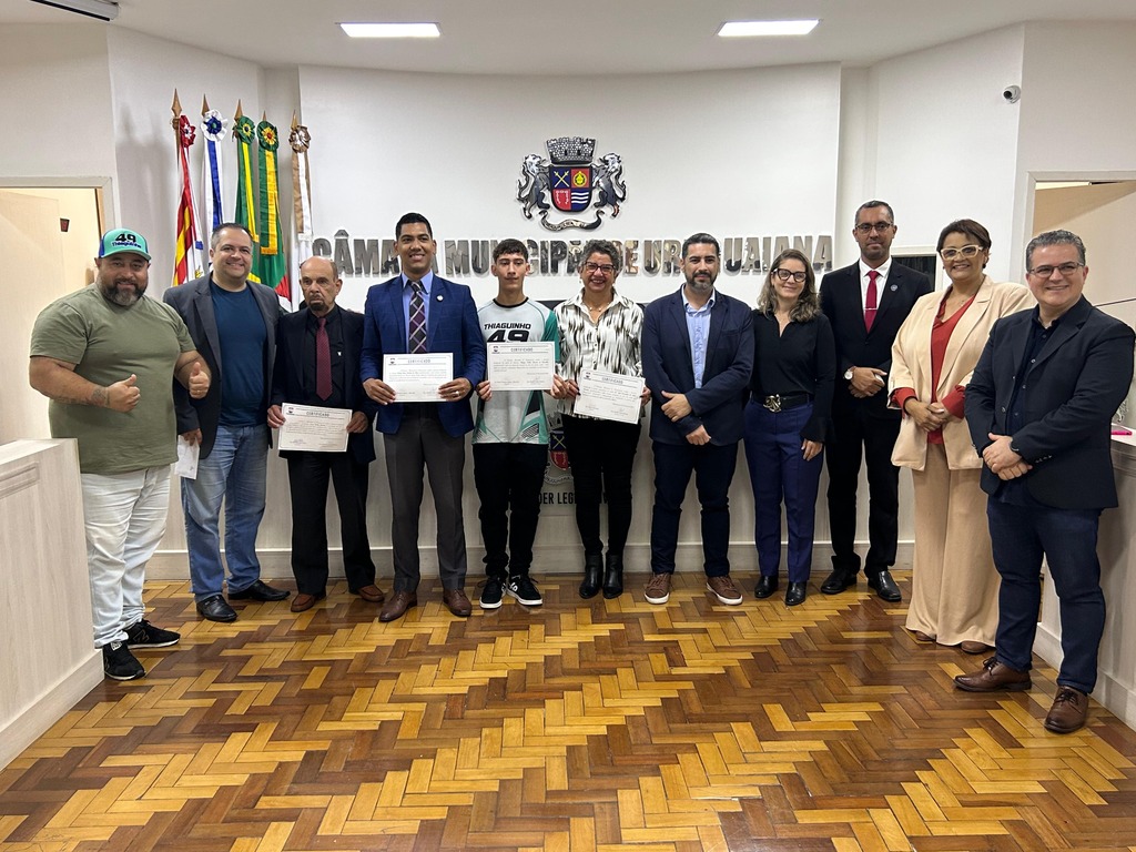 Câmara entrega certificados de reconhecimento