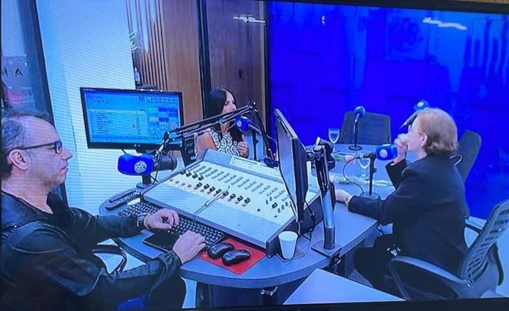  - Coluna Especial: Entre o Amor de Mãe e a Vocação Política